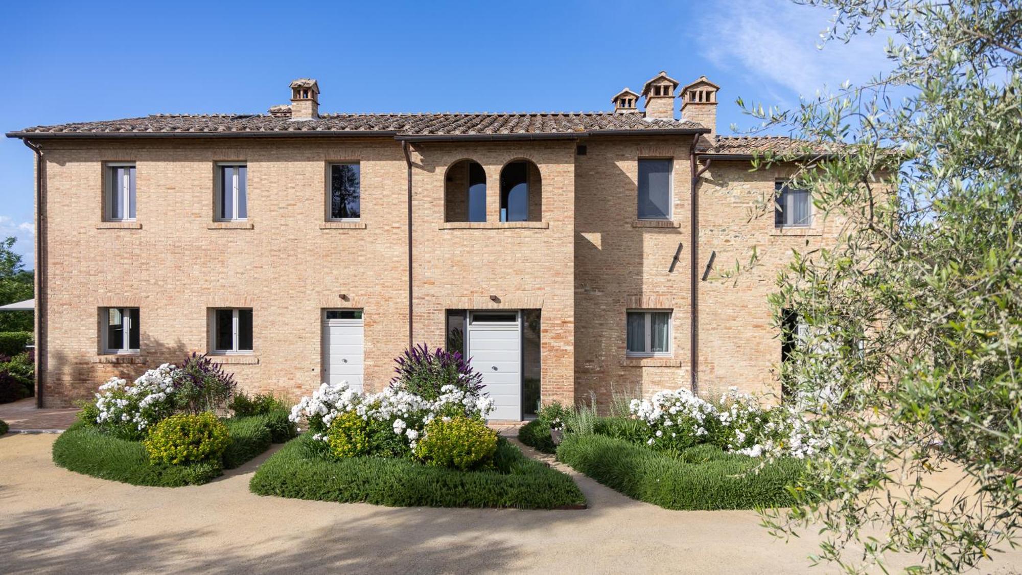 La Fonte Di Santa Regina 16, Emma Villa *